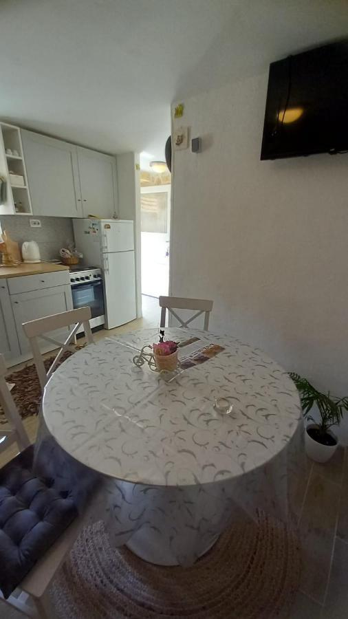 Apartman Niki, Medov Dolac - Lovrec Leilighet Eksteriør bilde
